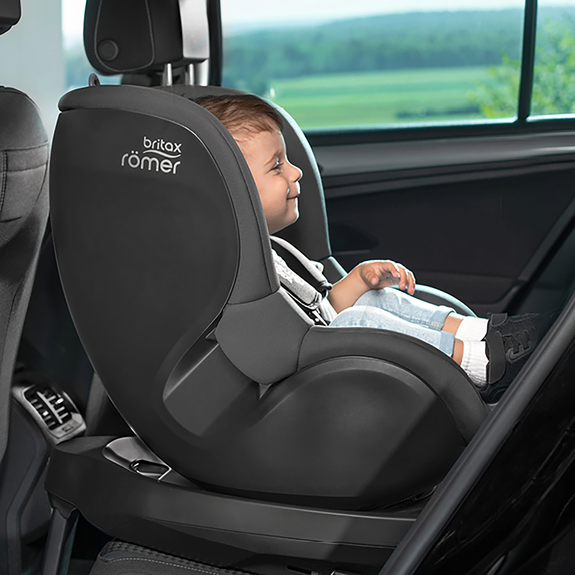 Britax Römer DUALFIX M PLUS