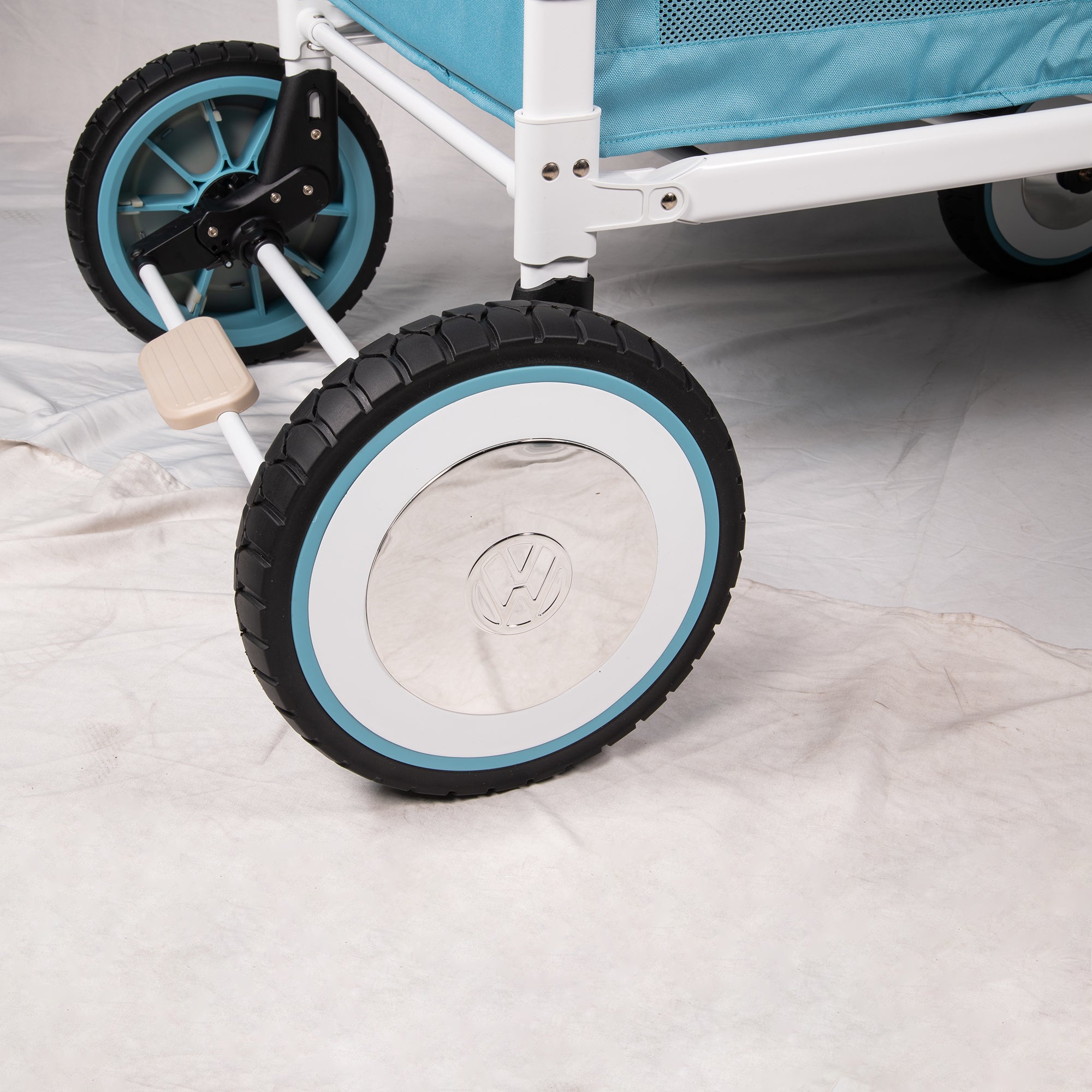 WONDERFOLD VW4 Kindervan Bondi Beach