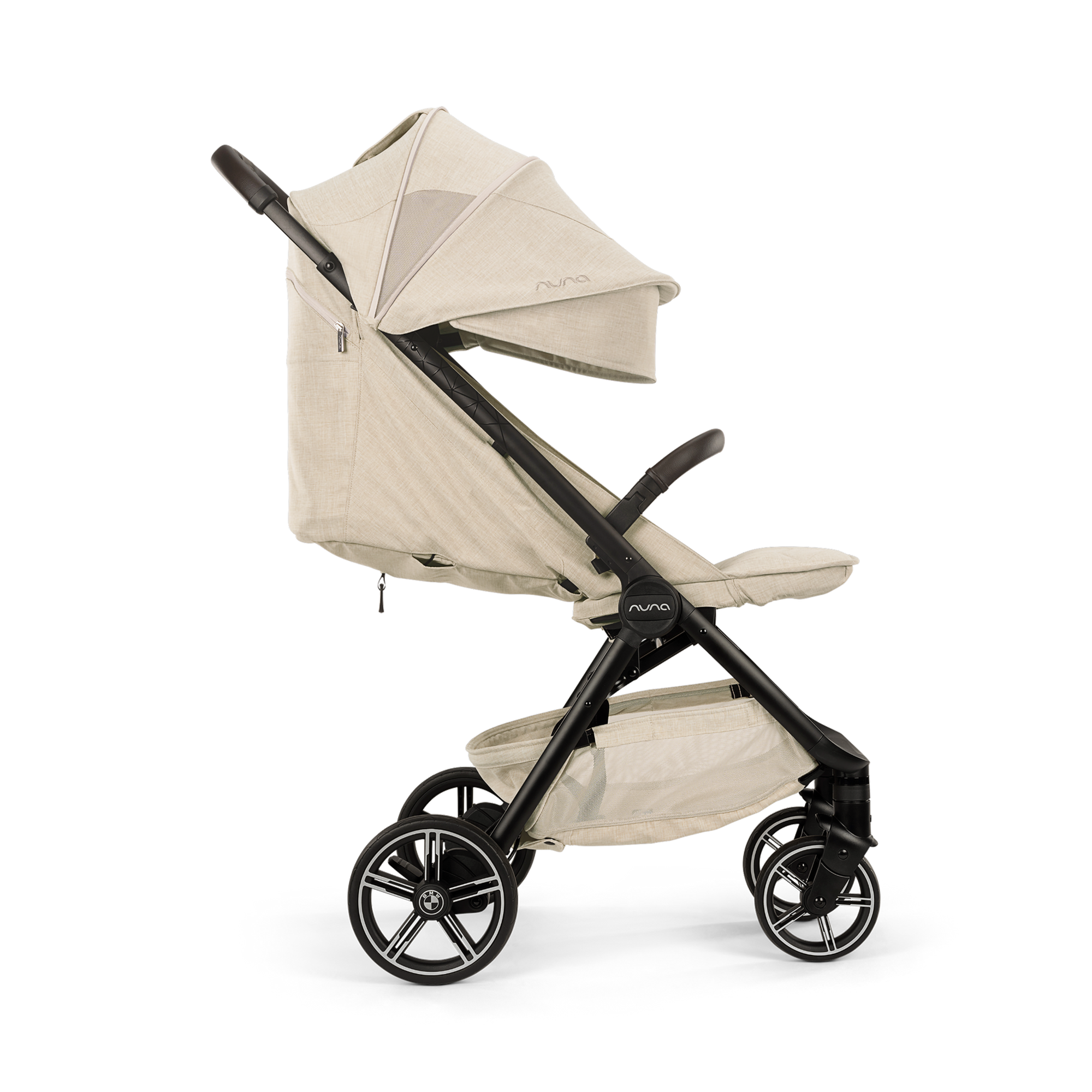 nuna TRVL lx Mica BMW Kollektion