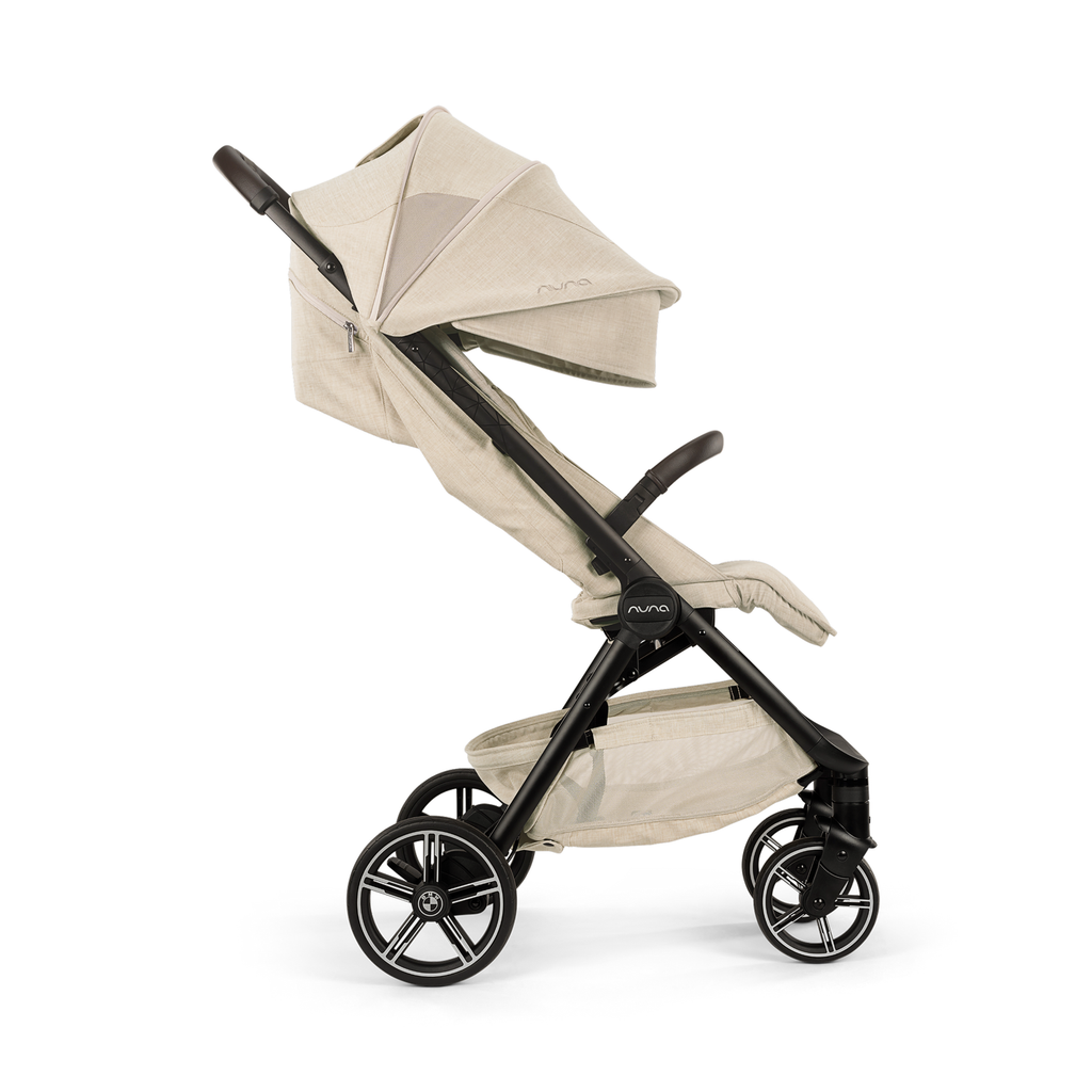 nuna TRVL lx Mica BMW Kollektion