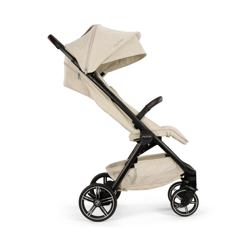 nuna TRVL lx Mica BMW Kollektion